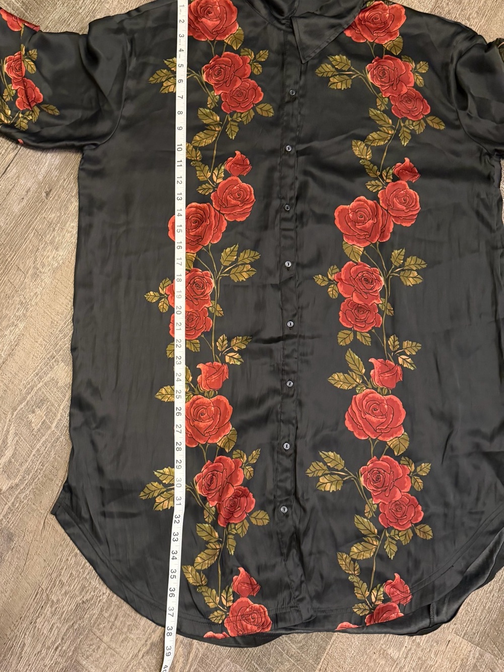 ✨ Free People Off The Vine Satin Rose Oversized Button-Down ✨ - Picture 11 of 13